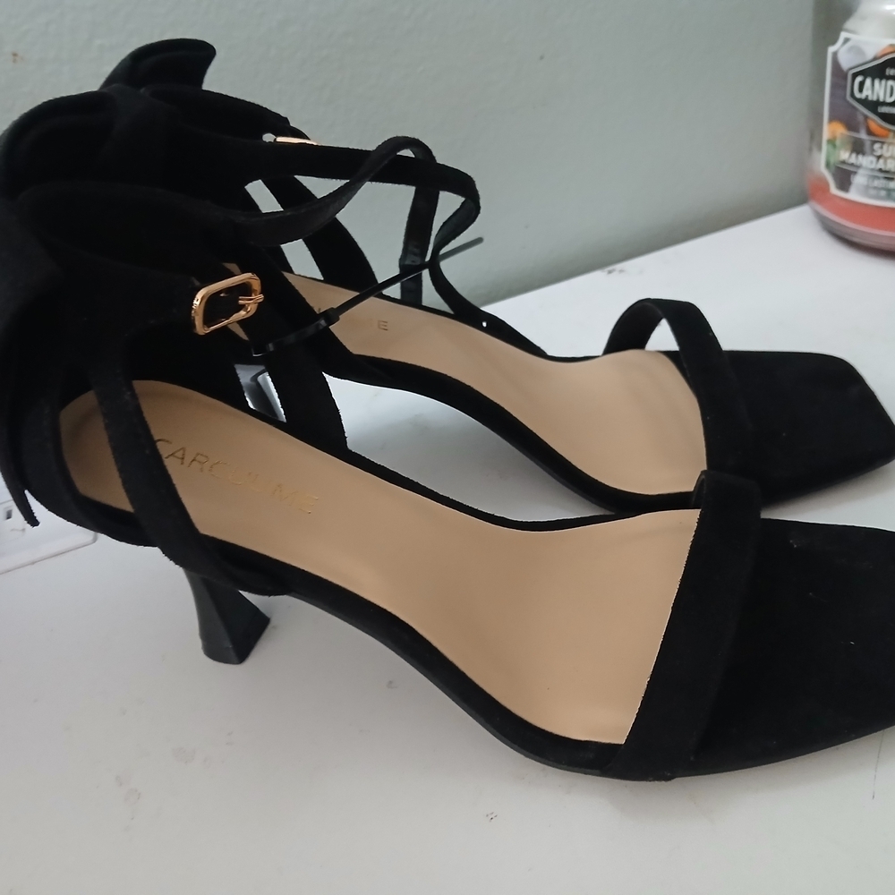 Elegant Black Women's Heels - Picture 5 of 7
